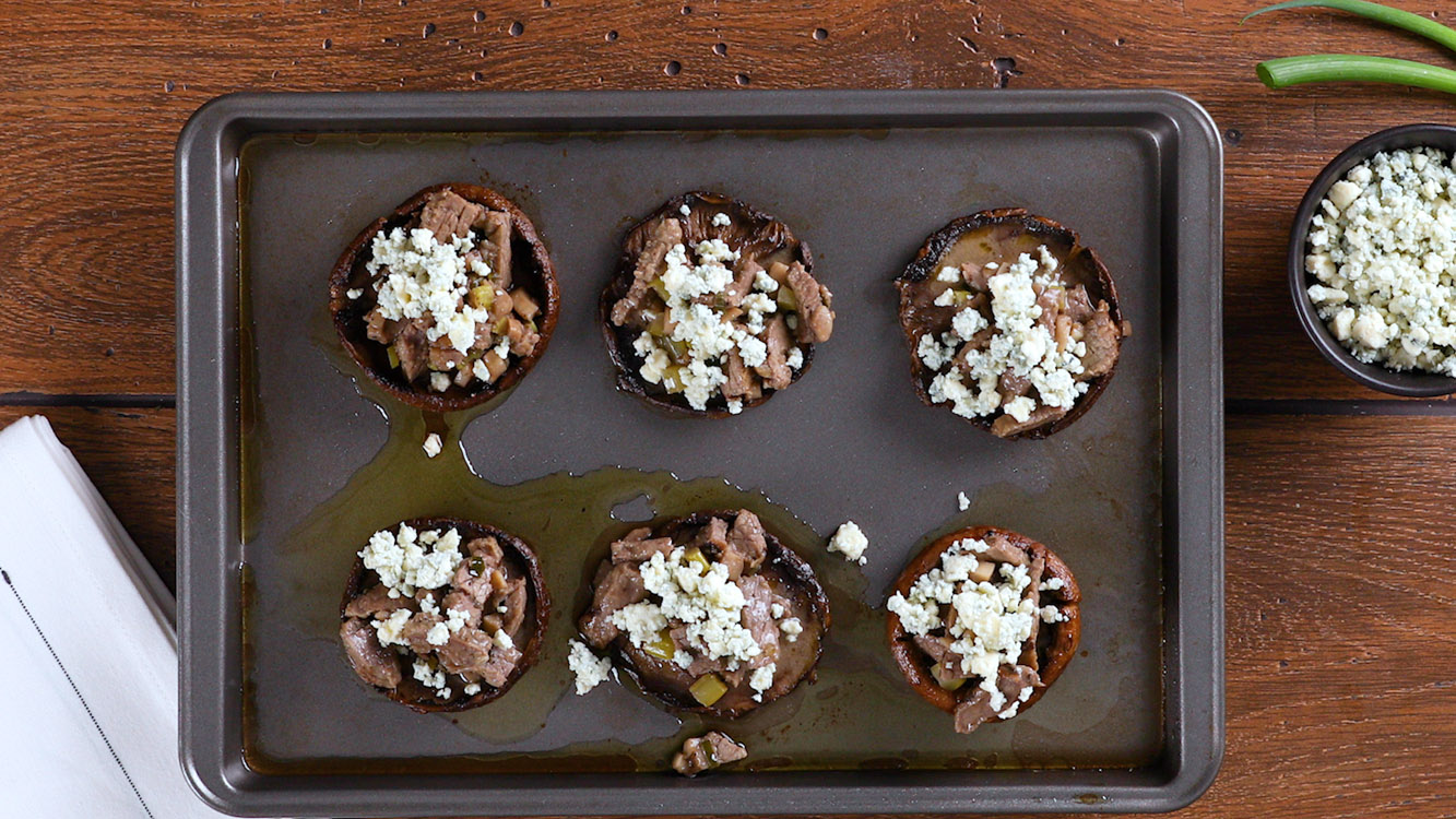 27 BEEF AND GORGONZOLA STUFFED PORTOBELLO MUSHROOMS_31