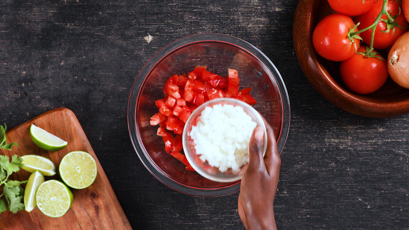 29 CHIPOTLE CHICKEN TACOS WITH SALSA_12