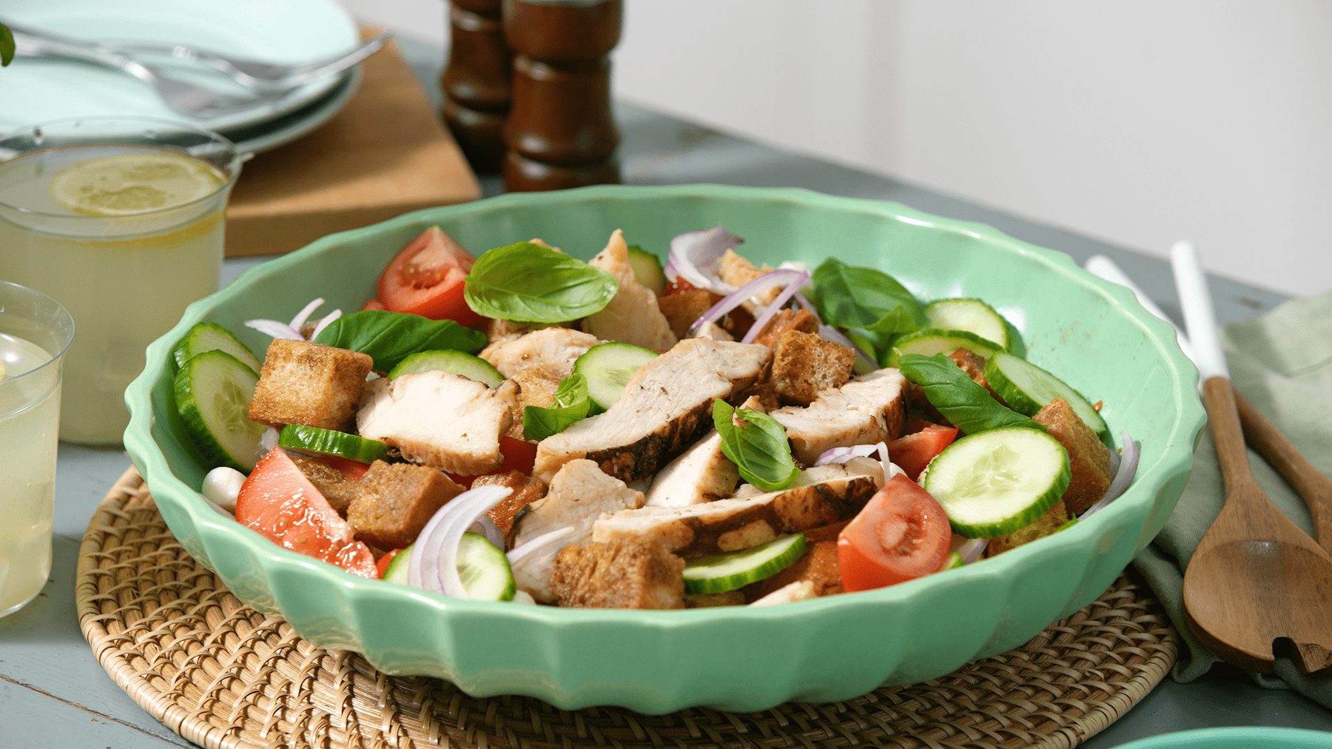 salad1-min
