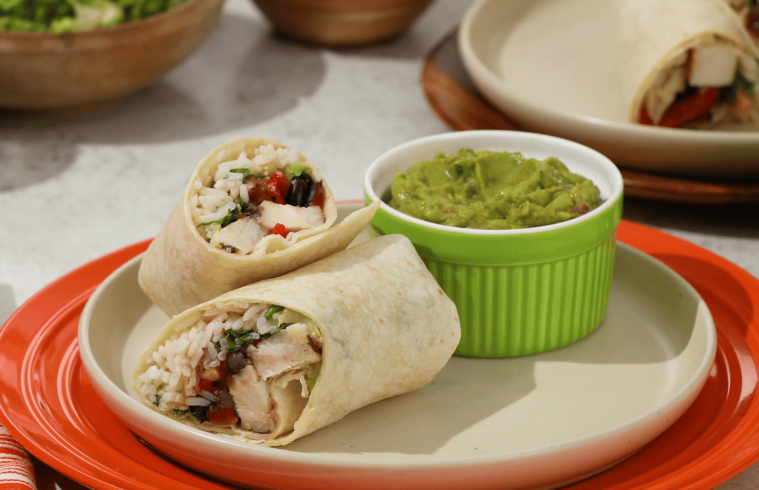 Copycat-Grande-Chicken-Burrito-4-759x490