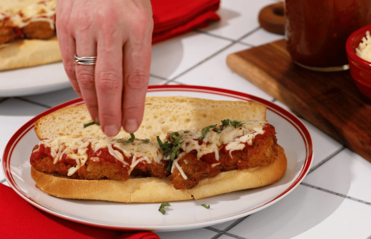 Sheet-Pan-Chicken-Parm-Hoagies-15-759x490